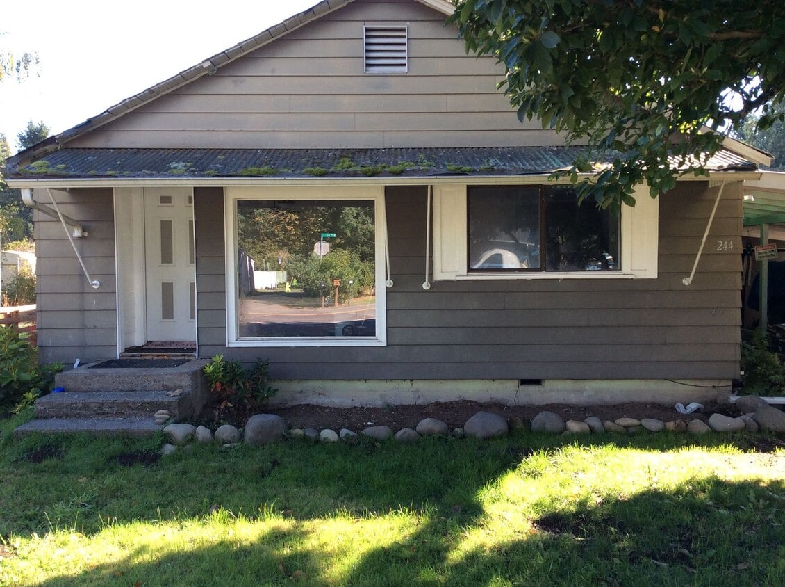 Cute 2 bedroom, 1 bath home House Rental in Lyons, OR