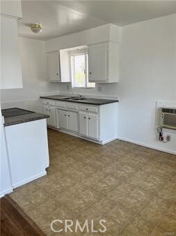 Foto del edificio - 315 E 8th St