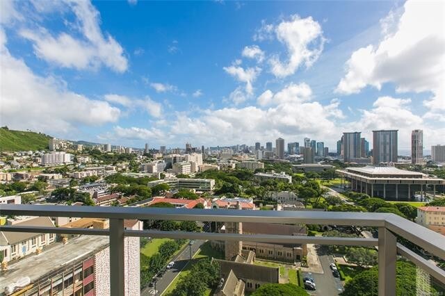 Foto del edificio - 1200 Queen Emma St