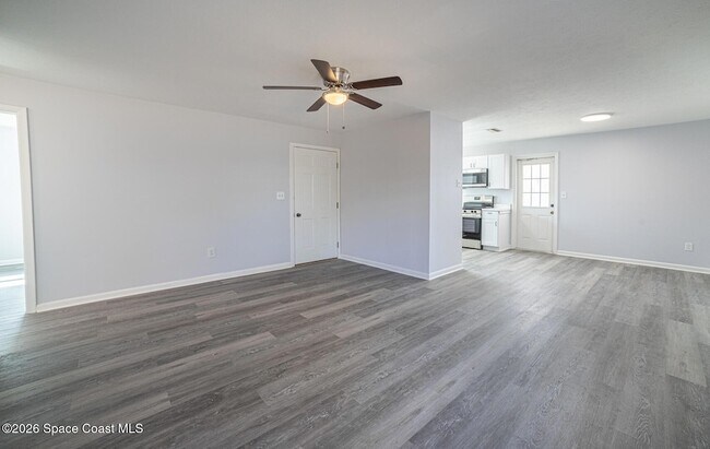 Foto del edificio - 3332 Elder St