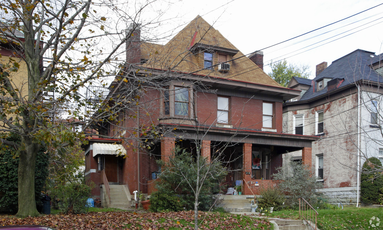 Building Photo - 312 Stratford Ave