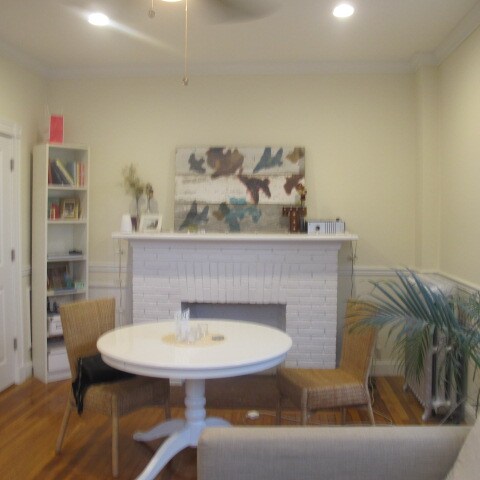 Building Photo - 15 Glenville Ave