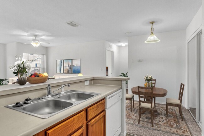 Cocina y comedor - Lake Harris Cove