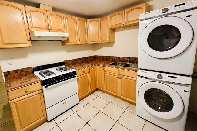 Building Photo - 4327 Clairemont Mesa Blvd