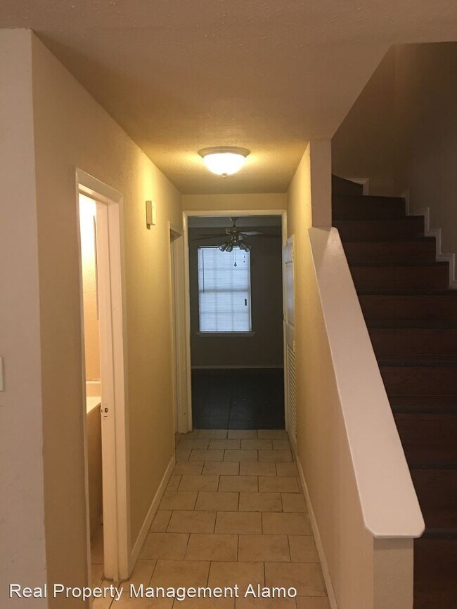 Building Photo - 5 br, 2.5 bath House - 6938 Neston Drive