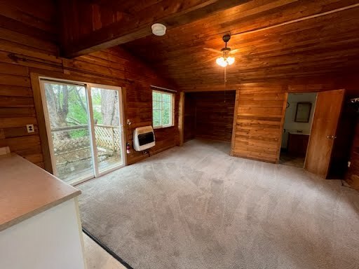 Building Photo - Cabin Rental w/ Large Front Yard!