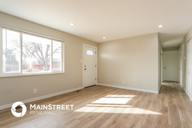 Foto del edificio - 12345 E 55th Ave