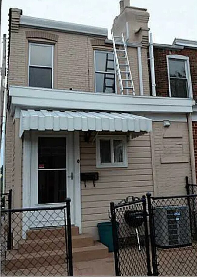 Entrada trasera de St. Leo 2 - 2 Saint Leo St