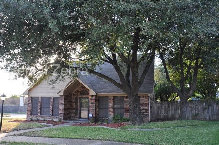 Primary Photo - 819 Tifton Ct