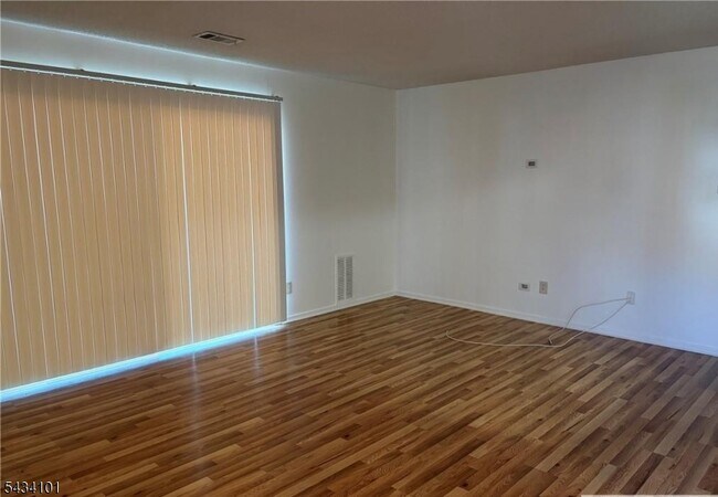 Foto del edificio - 2513 Lighthouse Ln