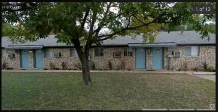 Building Photo - 5509 Guadalupe St