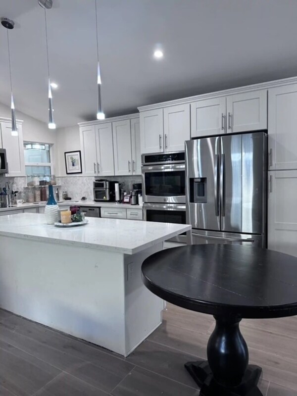 Foto del edificio - 9228 Ronda Ave