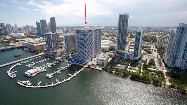 Foto del edificio - 1717 N Bayshore Dr