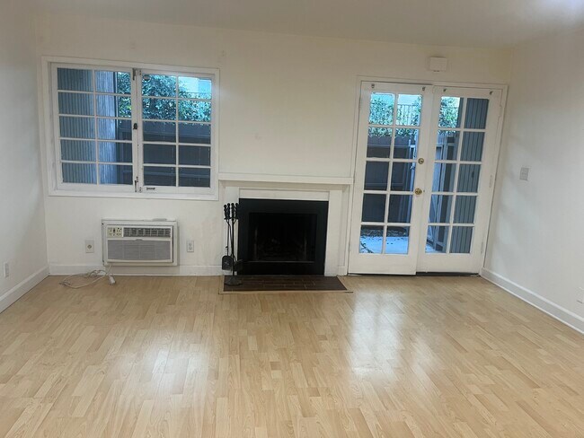 Foto del edificio - 4712 Whitsett Ave