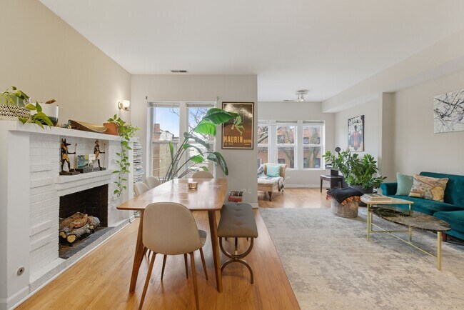 Foto del edificio - 1448 W Arthur Ave