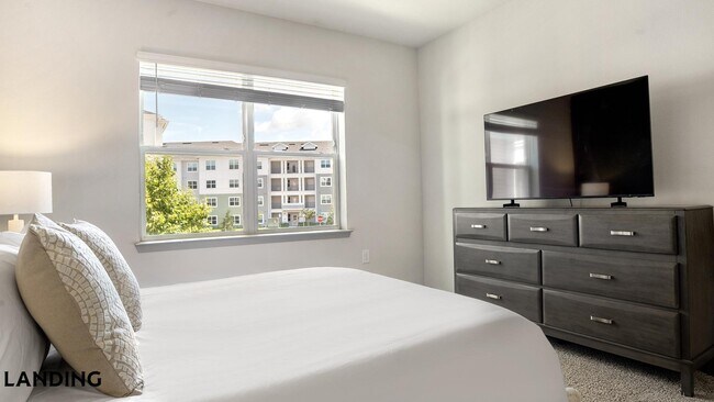 Building Photo - 110 Zora Pl