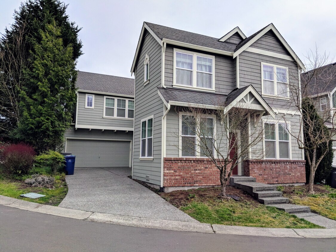 Foto principal - Beautiful 3 Bed 2.5 Bath 2 Story in Kirkland