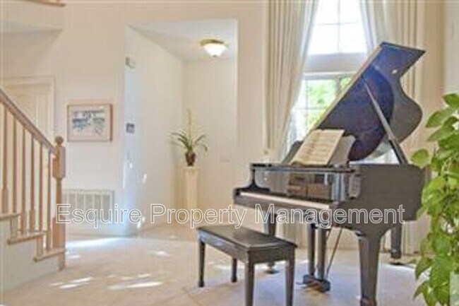 Foto del edificio - 1735 Butterfly Ct