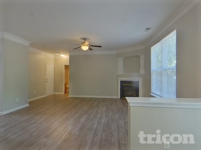 Foto del edificio - 2721 Forest Grove Ct