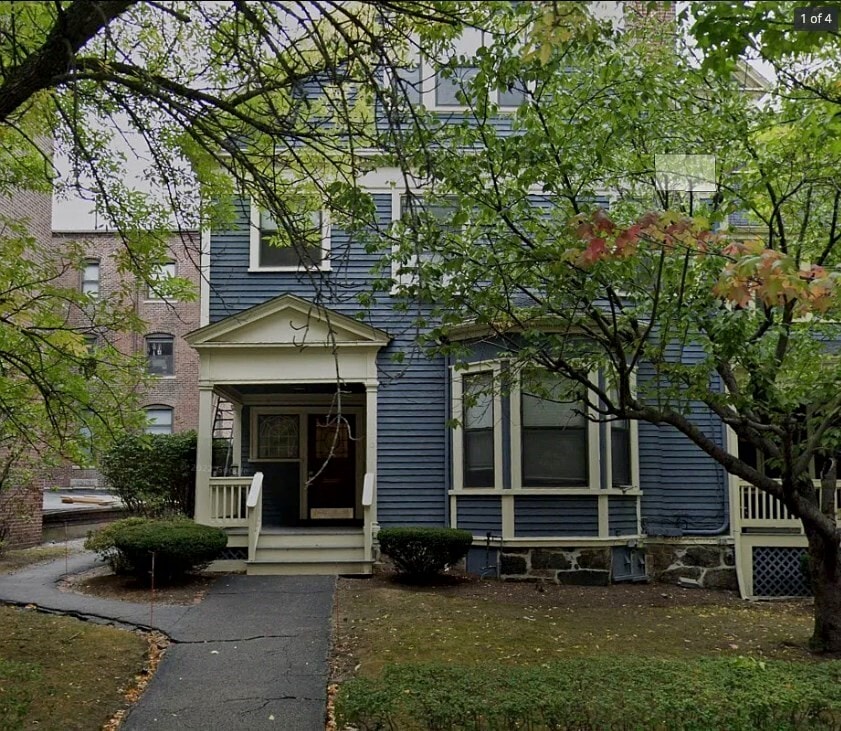 Primary Photo - 12 Stearns Rd