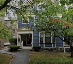 Building Photo - 12 Stearns Rd