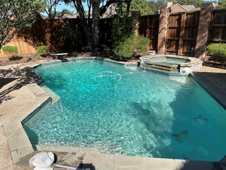 Foto principal - 5901 Glen Heather Dr