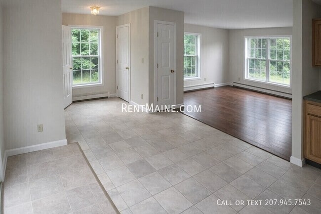 Foto del edificio - 24 Patrick Dr