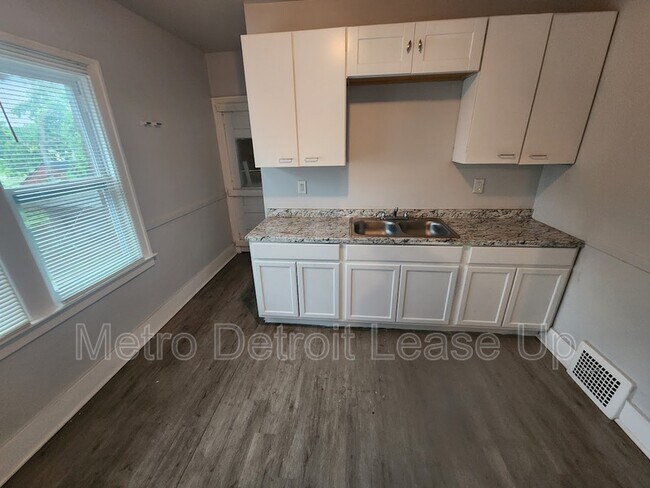 Foto del edificio - 5529 Nottingham Rd