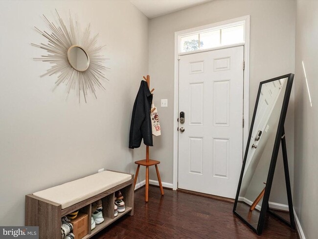 Building Photo - 2321 Marion Rd