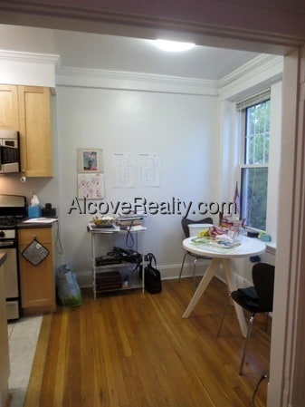 Photo - 15 Langdon St Apartment