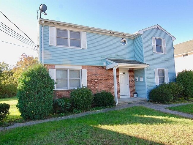 Building Photo - 3 Thompson Ave