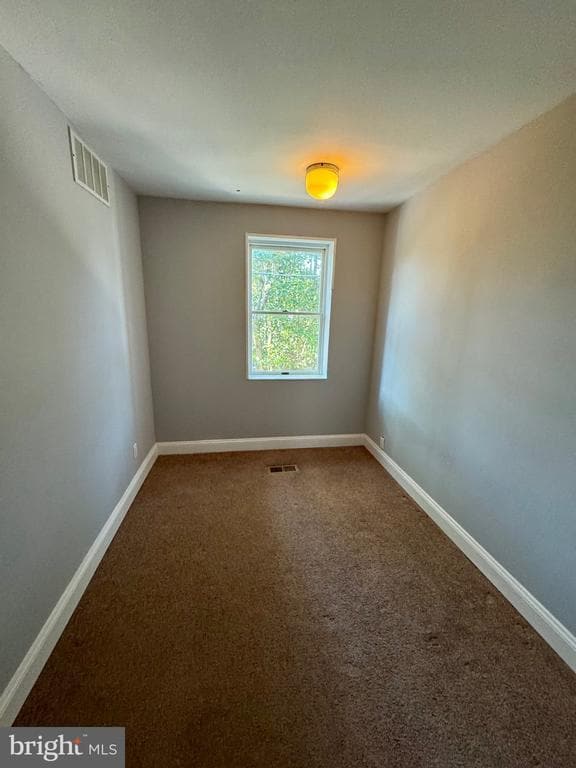 Building Photo - 1068 Floyd Terrace