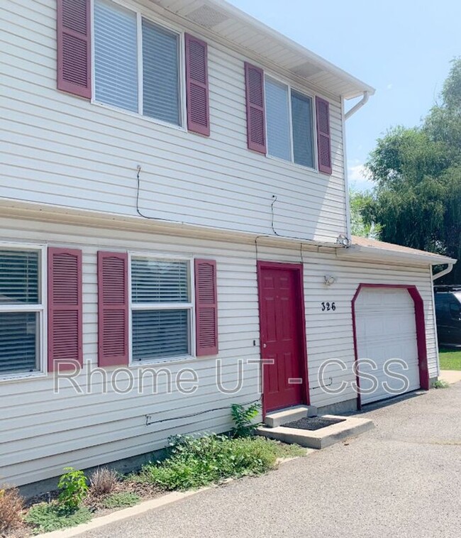 Building Photo - 326 Fenton Ave