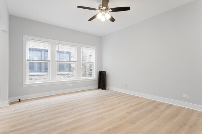 Foto del edificio - 7600 N Sheridan Rd