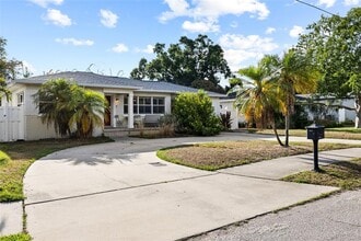 Building Photo - 304 N Matanzas Ave