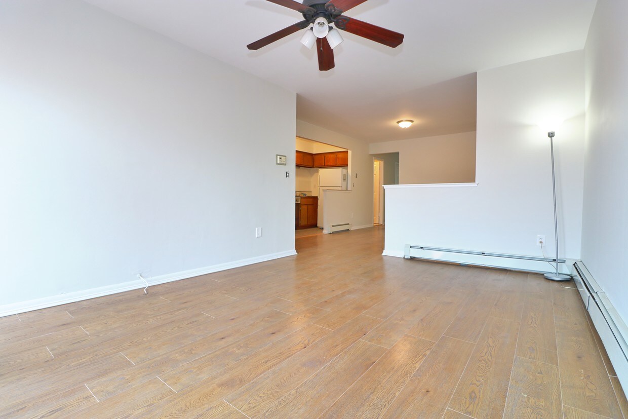 Primary Photo - 3116 Wilkinson Ave
