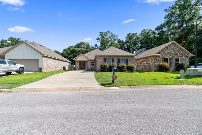 Building Photo - 3928 Fielding Ct