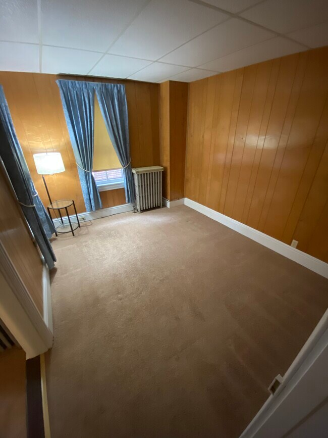2nd Bdrm - 330 E Philadelphia Ave