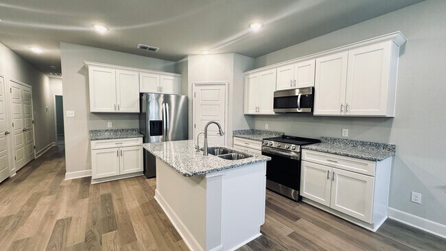 Foto del edificio - Newly Built Duplex on the Far West Side!