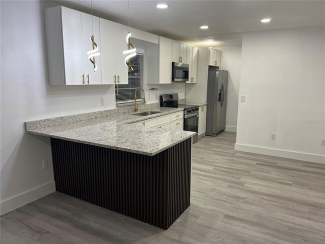 Building Photo - 632 Paradise Island Way