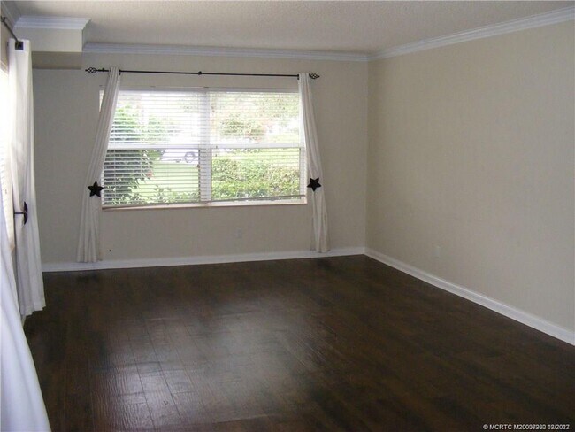 Foto del edificio - 2893 SW Lakemont Pl