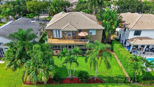 Foto del edificio - 19548 Estuary Dr