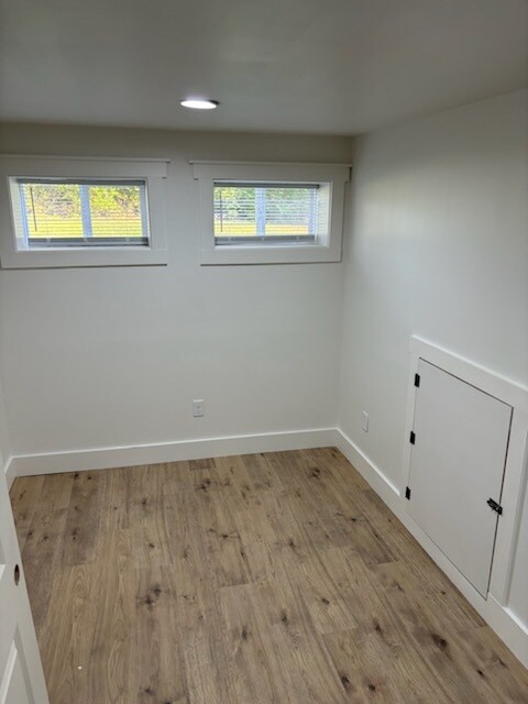 Building Photo - 9391 Carpenter Rd