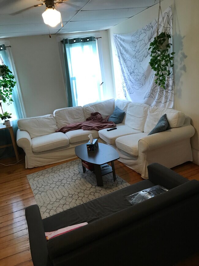 Foto del edificio - 13 Watson St