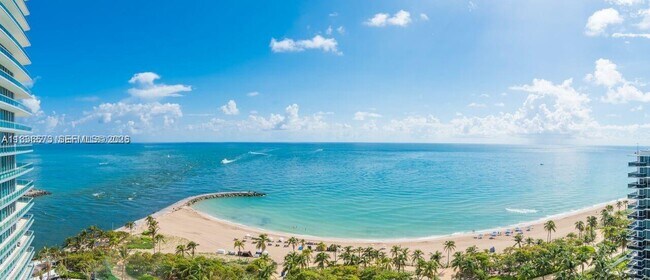 Foto del edificio - 10295 Collins Ave
