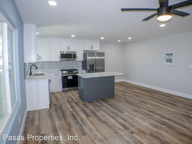 Foto del edificio - 2 br, 1 bath House - 5002 Long Branch Ave,...