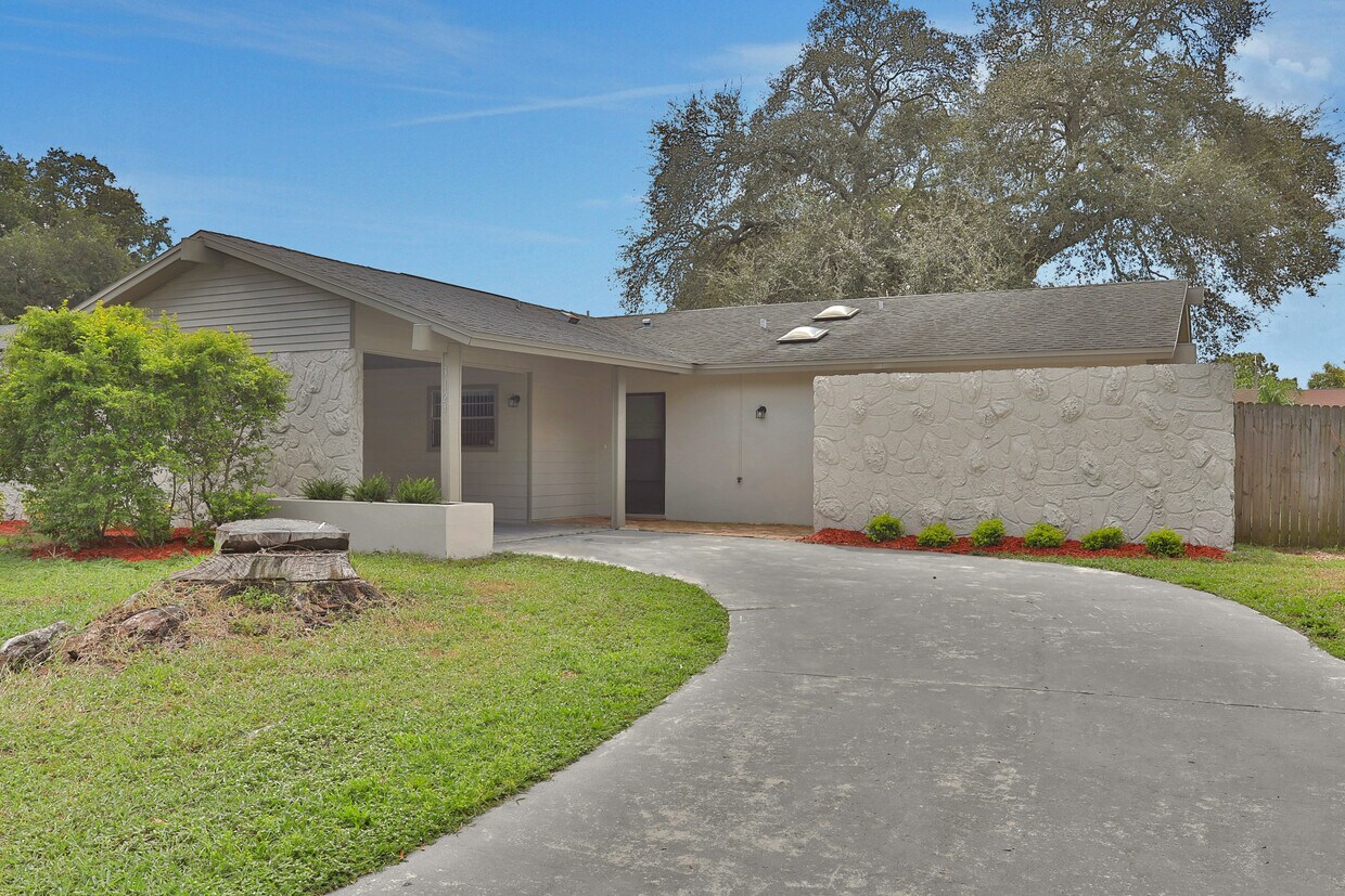 Foto principal - 3124 W Burke St