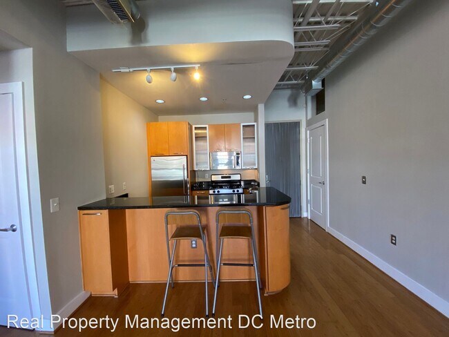 Building Photo - 2421 18th St NW