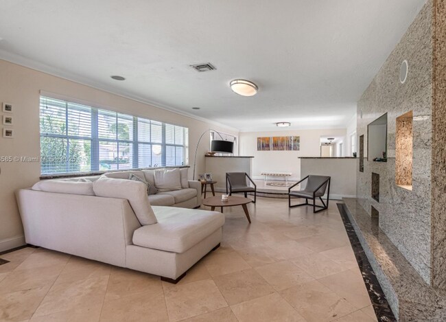 Foto del edificio - 14644 SW 83rd Ct