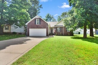 Building Photo - 1539 Barrywood Cir W
